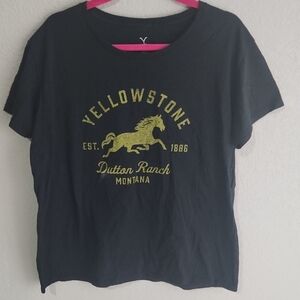 Yellowstone t shirt Womens size 2XL Black Dutton Ranch Montana has hole Boxy